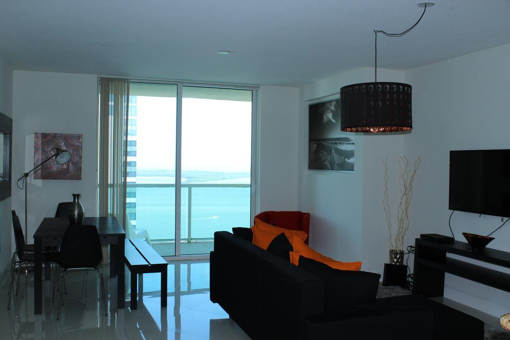Lyx Suites At One Broadway In Brickell Маями Стая снимка