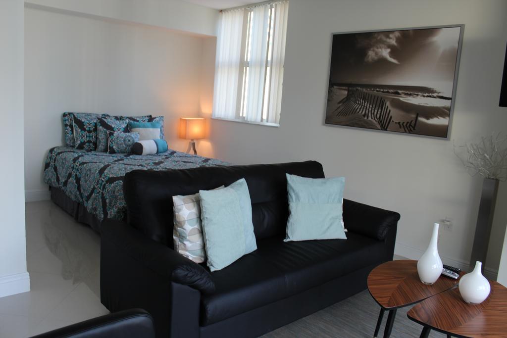 Lyx Suites At One Broadway In Brickell Маями Екстериор снимка